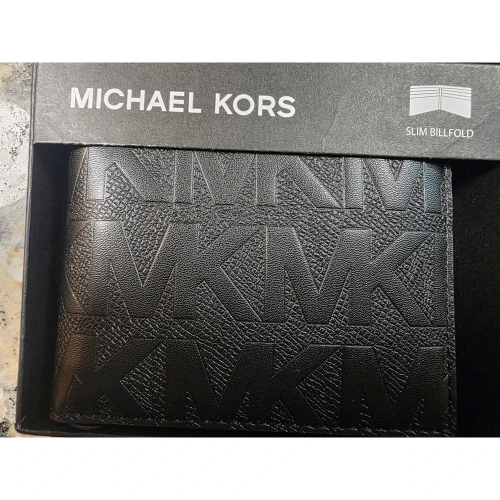 Michael Kors Andy Slim Billfold Wallet Black Leather Embossed Logo 86F5SANF5O
